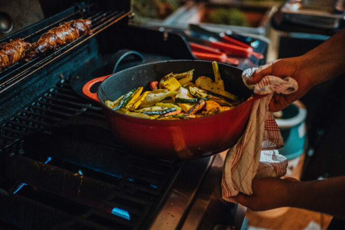 Gemüse gehört zu einer ausgewogenen Grill-Mahlzeit dazu.